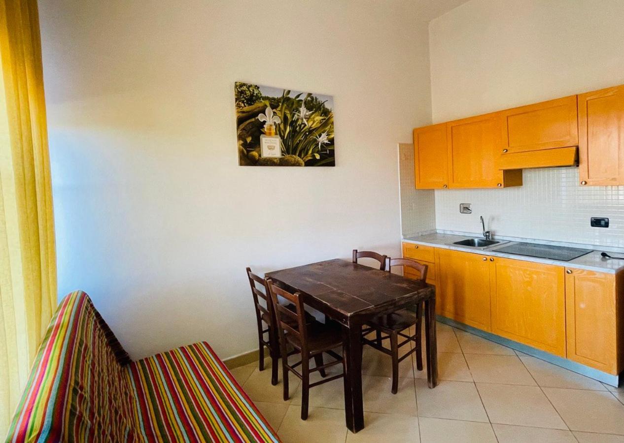 Regina Beach Holiday Apartments Tirrenia Exteriér fotografie