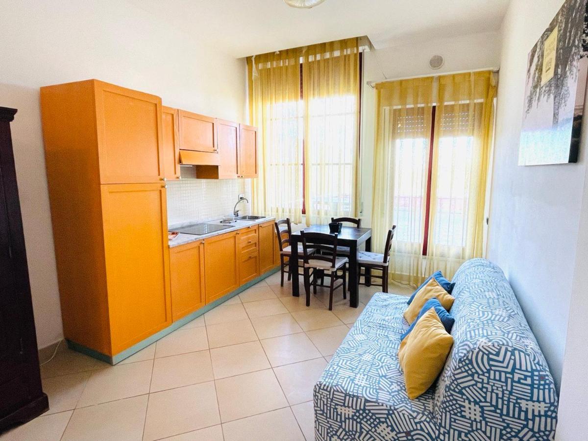 Regina Beach Holiday Apartments Tirrenia Exteriér fotografie